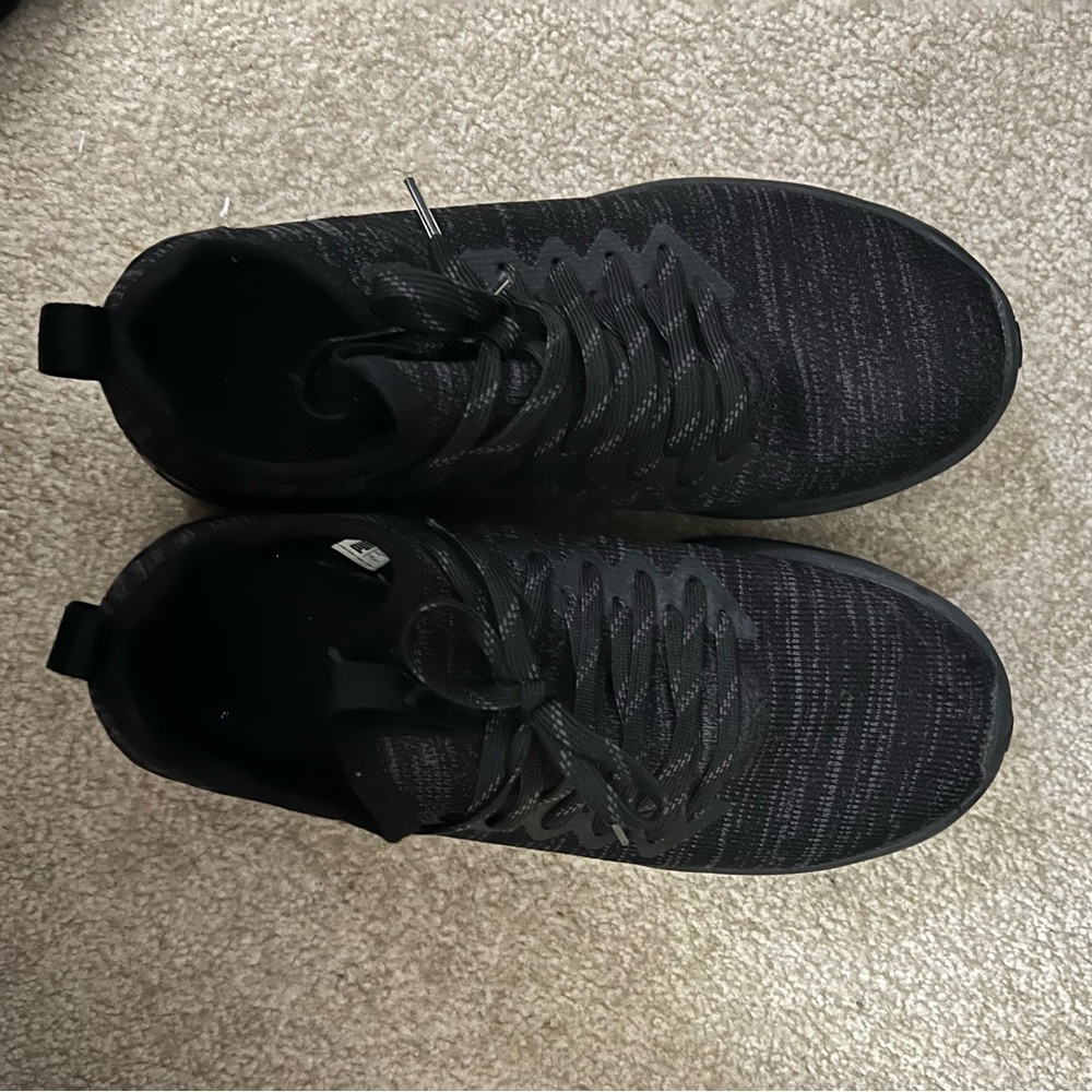 Lightly Worn Women’s Puma 7.5 Running Shoe